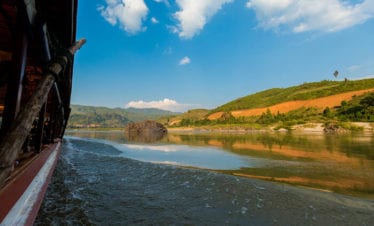 landscape-during-megokng-cruise-laos-Huay Xai