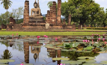 main-buddha-statue-in-sukhothai-historical-park-thailand