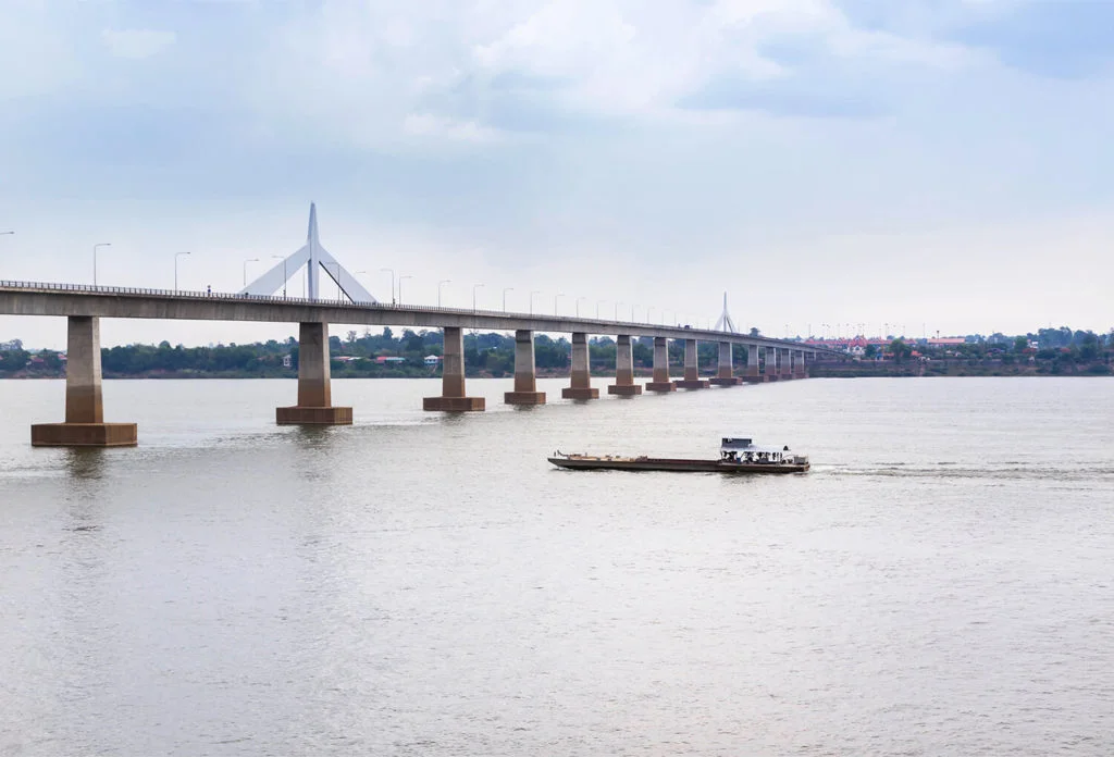 second-thai-lao-friendship-bridge-across-the-mekong-river-on-mukdahan-thailand-98987619