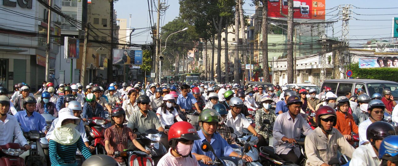 traffic-jam-in-ho-chi-minh-city-vietnam-13470067