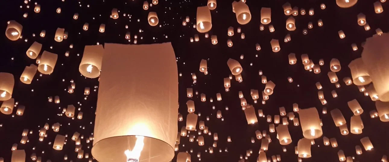 Loi Krathong - Thai Festival of Lights 101