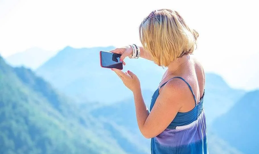 Solo Travel Statistics and Trends 2020
